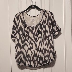 MADISON Marcus Black and Off-White Abstact Silk Blouse pre-owned XS